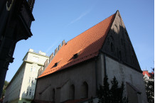 S056M - The Old-New Synagogue in Prague - smaller size